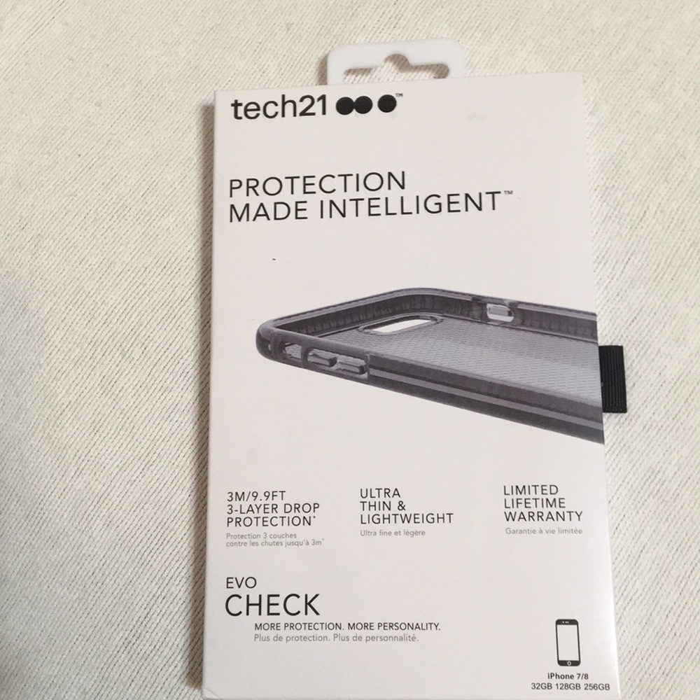 Brand new tech21 case for the iPhone 7/8